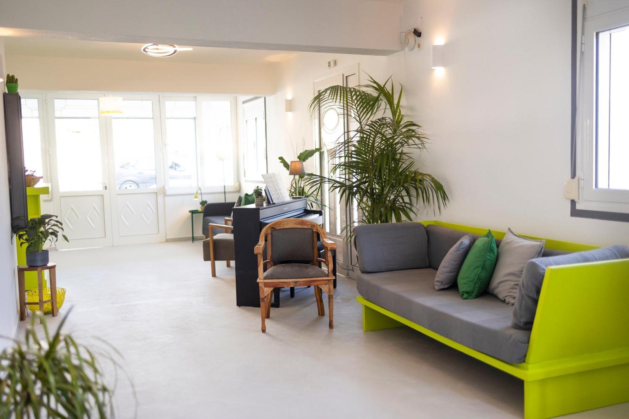Kimia Guest House สเกียธอสทาวน์ ภายนอก รูปภาพ