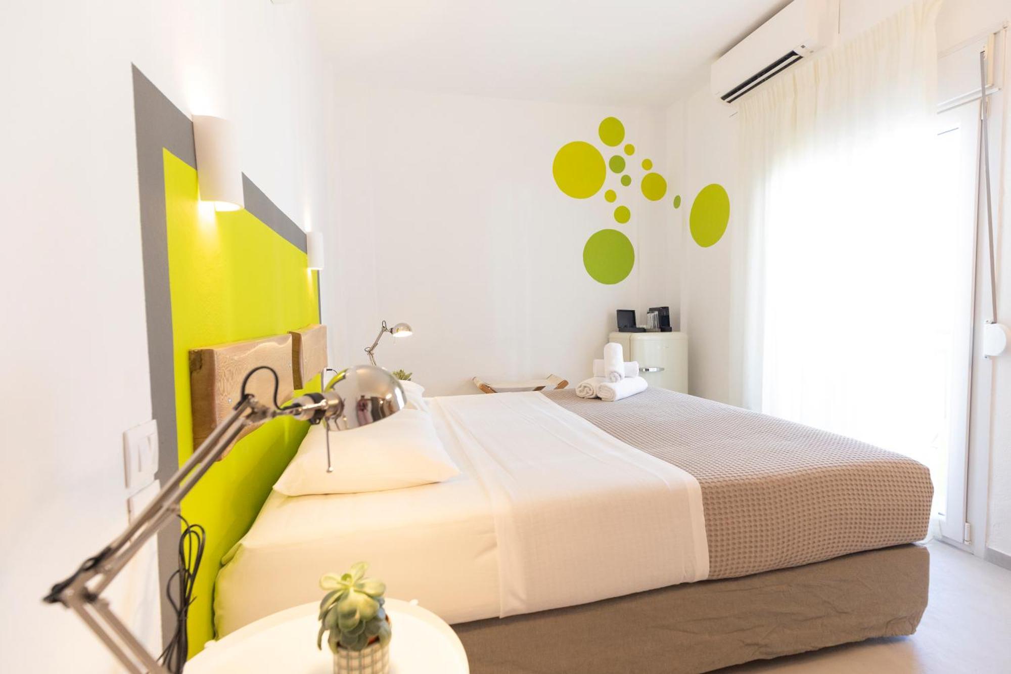 Kimia Guest House สเกียธอสทาวน์ ภายนอก รูปภาพ